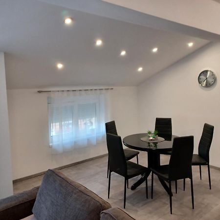 Apartmani Dream Pula Zewnętrze zdjęcie
