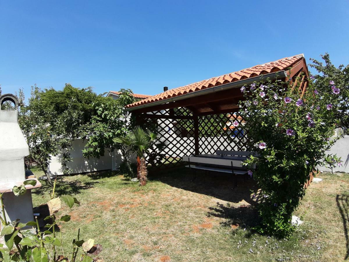 Apartmani Dream Pula Zewnętrze zdjęcie